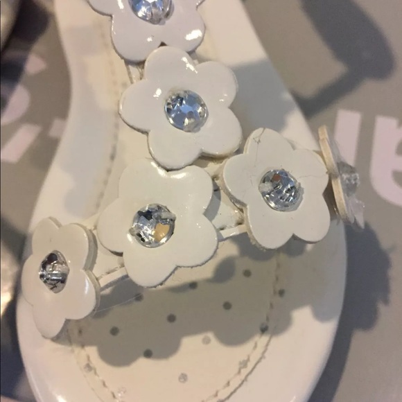 Carter’s 6 toddler sandals white bling nib - Picture 6 of 8